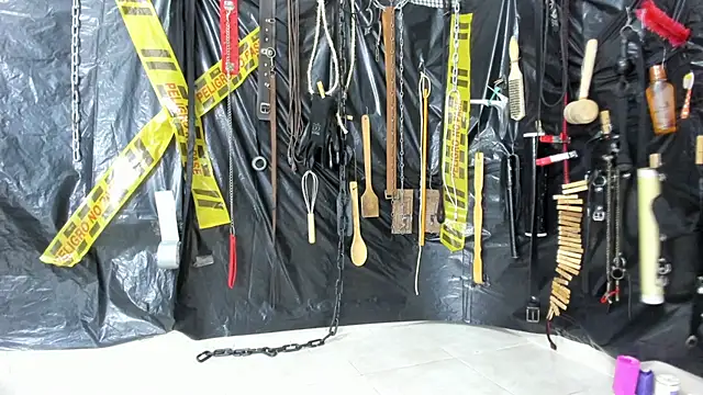 BDSM MEDUZA online show from April 2, 2026, 11:02 pm