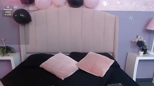 Dulcee 1 online show from January 12, 2026, 11:59 am