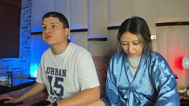 ANLLELOAndANGELA online show from April 6, 2026, 6:09 pm