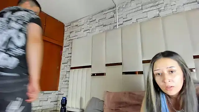 ANLLELOAndANGELA online show from April 22, 2026, 5:47 pm