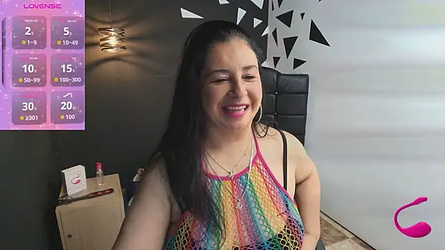 AgataThompson  online show from September 22, 2025, 6:43 pm