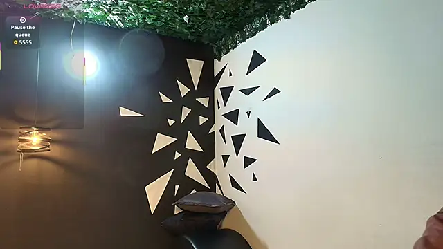 AgataThompson  online show from November 14, 2025, 8:29 pm