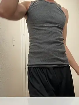 gymratforyouu online show from November 5, 2025, 4:34 am