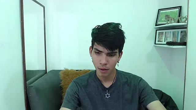 David 925  online show from November 7, 2025, 4:01 am