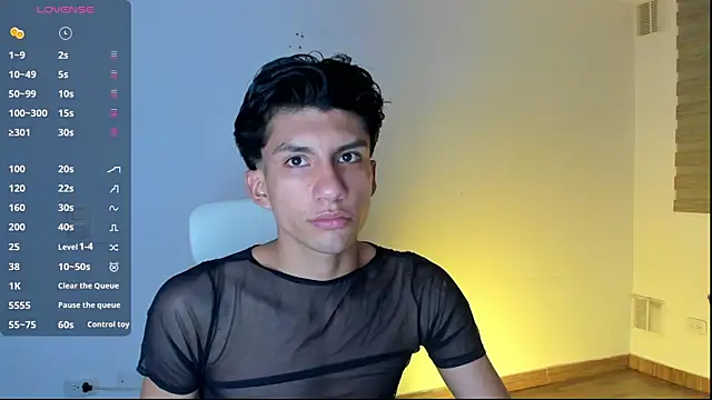 Snapshot of Erick_Velveth chatting on August 7, 2026, 4:47 am Erick Velveth online show from August 7, 2026, 4:47 am