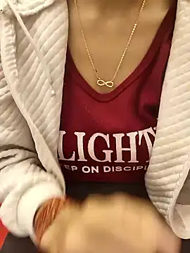 Snapshot of Sweets-jaanu chatting on January 13, 2026, 5:57 am Sweets-jaanu online show from January 13, 2026, 5:57 am