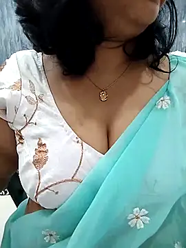 divya-jannu online show from October 20, 2025, 7:03 pm