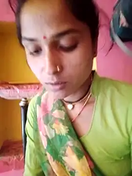 Snapshot of Hot_reshmaji chatting on May 9, 2026, 9:14 am Hot reshmaji online show from May 9, 2026, 9:14 am