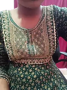 pari rani7 online show from November 18, 2025, 3:45 am