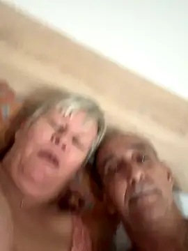 Snapshot of VyC7564 chatting on October 18, 2025, 9:21 am VyC7564 online show from October 18, 2025, 9:21 am