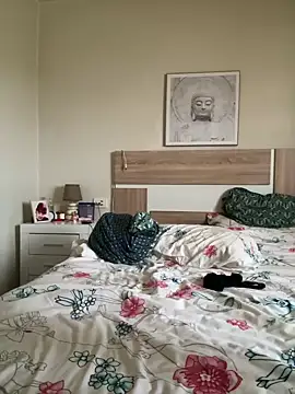 Snapshot of VyC7564 chatting on April 13, 2026, 8:31 am VyC7564 online show from April 13, 2026, 8:31 am