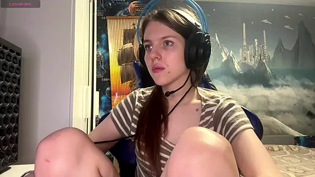 Elira Breeze online show from February 23, 2026, 4:37 pm