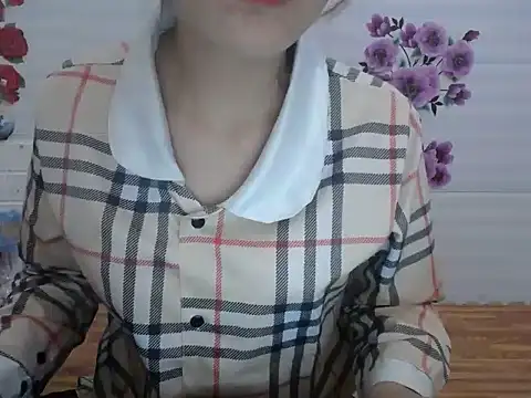 Hannie 26 online show from November 17, 2025, 2:01 pm