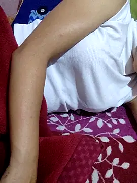Snapshot of phuongxinhxan chatting on April 24, 2026, 1:02 pm phuongxinhxan online show from April 24, 2026, 1:02 pm