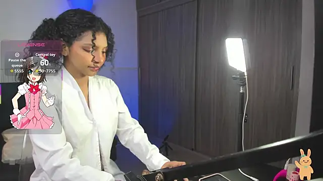 natalia blue online show from October 14, 2025, 3:13 pm