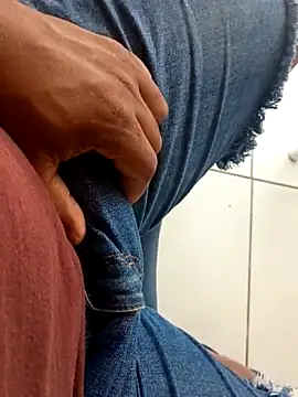 preto3561 online show from October 3, 2025, 1:41 pm