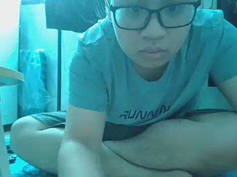 loveninja online show from April 22, 2026, 9:22 am