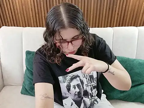 dirty feelena online show from February 6, 2026, 5:49 pm