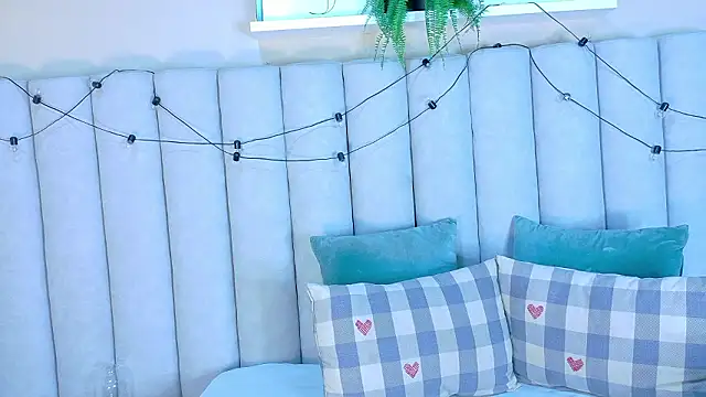 MyApril   online show from March 10, 2026, 12:10 pm