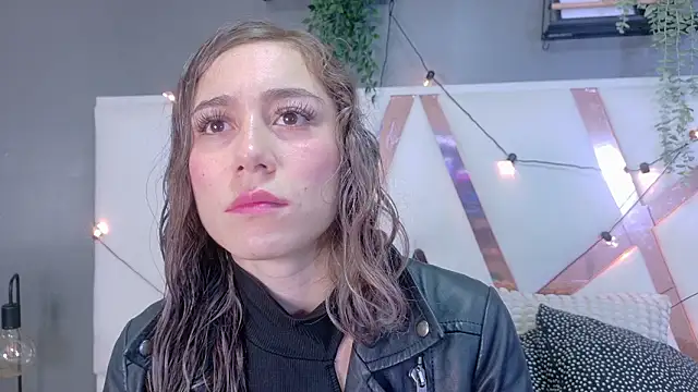 MyApril   online show from March 26, 2026, 11:49 am