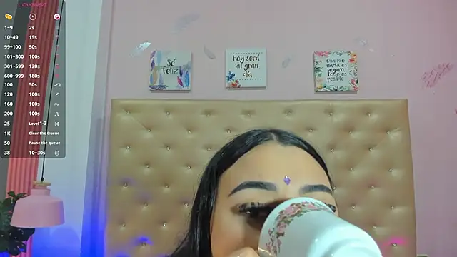  jade 01 online show from December 5, 2025, 12:47 pm