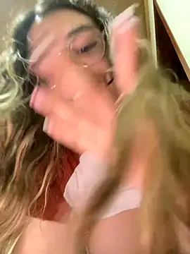 Aphrill online show from September 22, 2025, 12:23 am