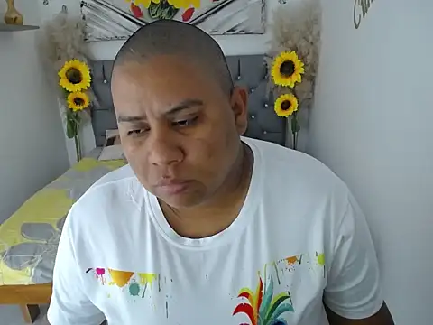 hotlesby valery online show from January 8, 2026, 12:07 pm