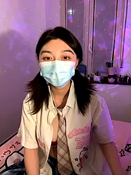 fioralba online show from September 19, 2025, 9:04 pm