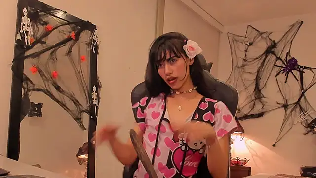 Rouse Monroe online show from October 3, 2025, 4:31 am