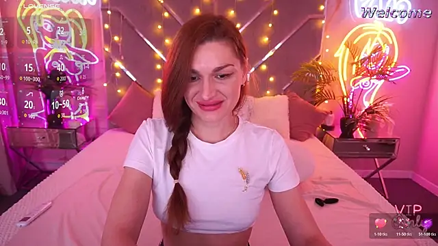 EllaGoldenn online show from March 2, 2026, 5:08 am