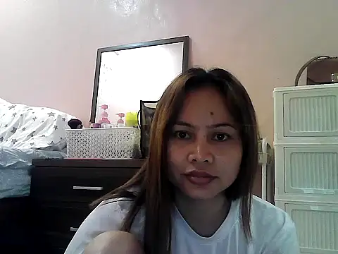 Snapshot of Amarrahlyn chatting on May 10, 2026, 10:48 pm Amarrahlyn online show from May 10, 2026, 10:48 pm