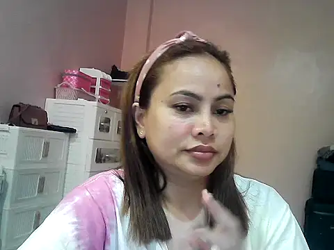 Snapshot of Amarrahlyn chatting on May 18, 2026, 10:10 am Amarrahlyn online show from May 18, 2026, 10:10 am