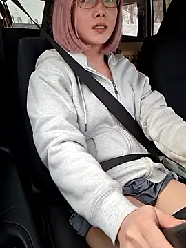 takusaki223 online show from February 16, 2026, 1:57 am