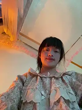 Tramy xx online show from June 3, 2026, 6:38 am