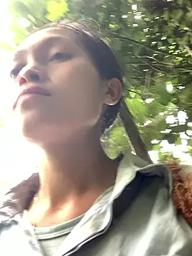 Halyy xx online show from October 15, 2025, 7:52 am