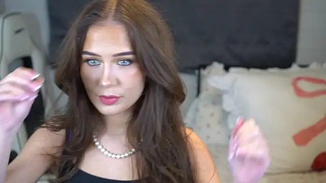 Peachxlush online show from October 1, 2025, 7:09 pm