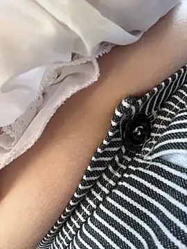 RonnieKiss online show from March 31, 2026, 11:21 am