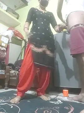 Cute-Charvii online show from November 9, 2025, 2:43 am