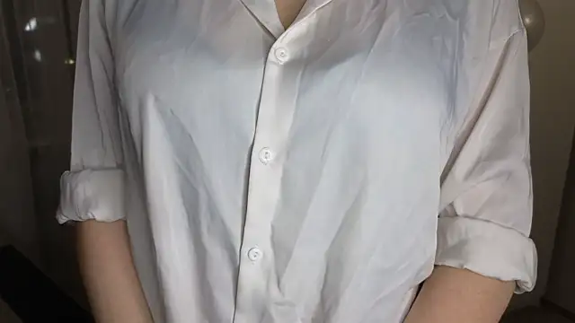 DaliaRadtke online show from March 4, 2026, 7:20 pm