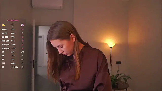 AdrianaCoenen online show from November 9, 2025, 3:54 pm