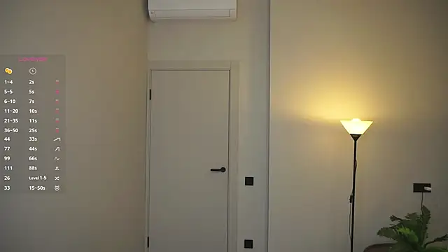 AdrianaCoenen online show from November 17, 2025, 5:30 pm