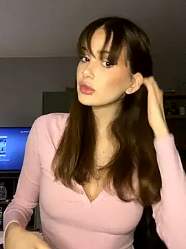 SoShyEmmyyy online show from October 12, 2025, 8:52 pm