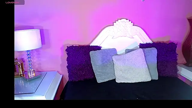  IsabellaRousse online show from November 13, 2025, 7:24 pm