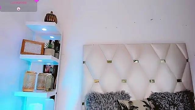  IsabellaRousse online show from February 10, 2026, 10:03 pm