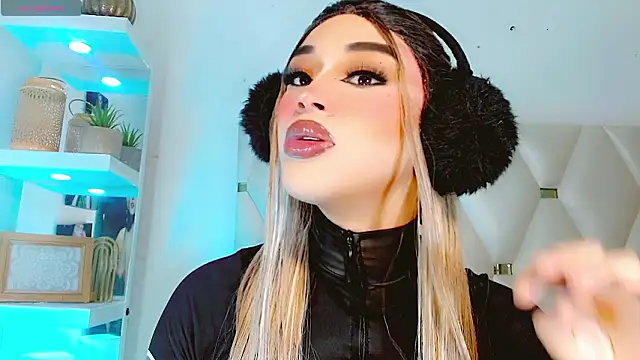  IsabellaRousse online show from March 6, 2026, 8:05 pm