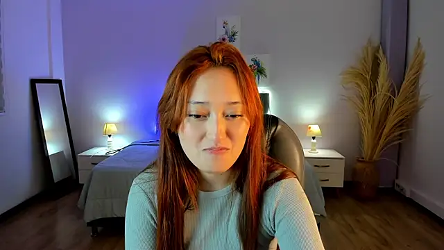 Samara Hilton 2 online show from September 30, 2025, 8:03 pm