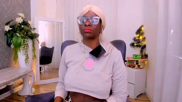 LolaJenkinss online show from November 25, 2025, 2:06 pm