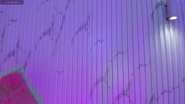 Missdionne curly online show from October 25, 2025, 11:29 am