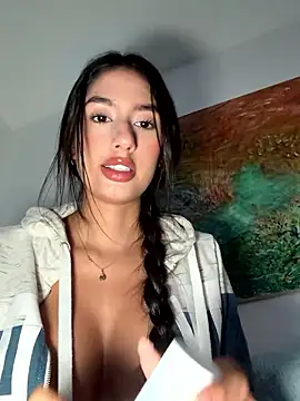 Julieta Duque online show from January 16, 2026, 10:47 pm