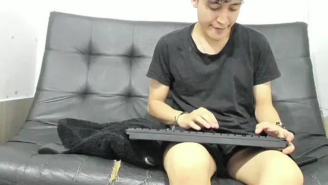 Amun obsidian online show from December 16, 2025, 9:25 am